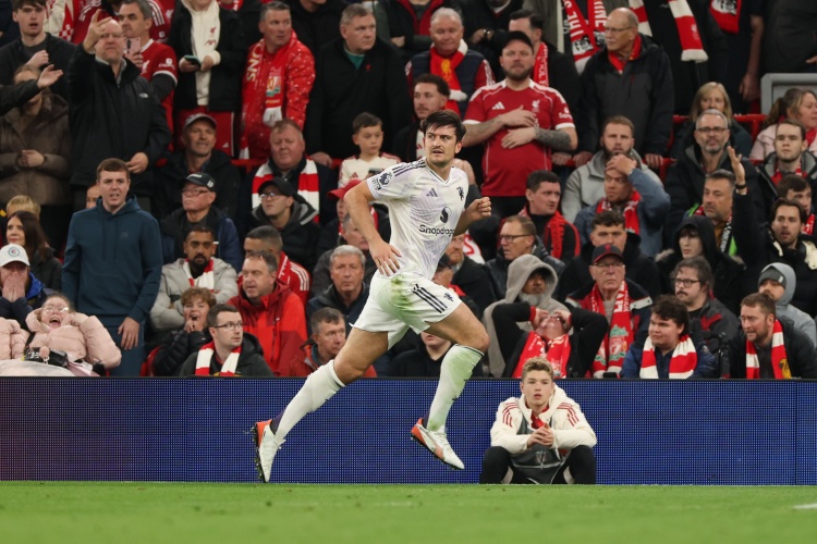 当首发阵容, 这场胜利是, 联本赛季的 当首发阵容, 这场胜利是, 联本赛季的