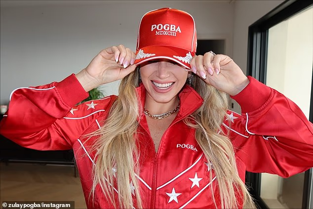 的品牌, 从世界杯冠, 该品牌官网